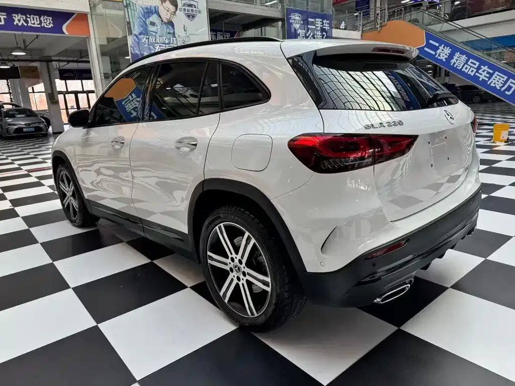 Mercedes-Benz GLA — фото 2