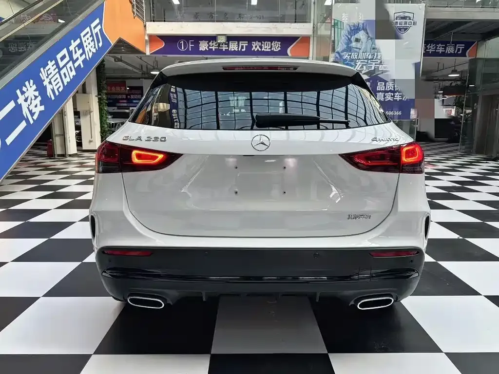 Mercedes-Benz GLA — фото 8