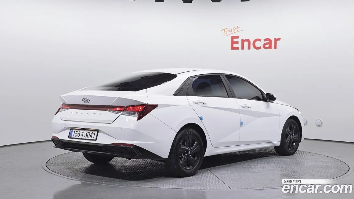 Hyundai AVANTE — фото 9