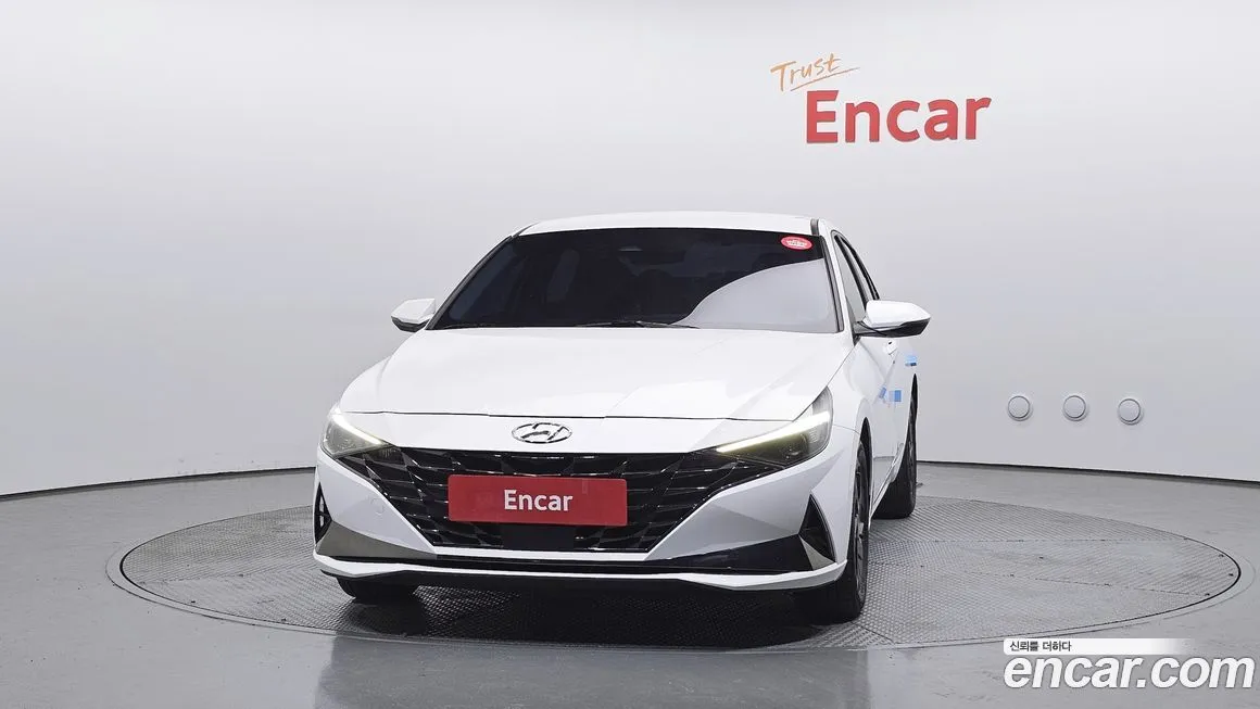 Hyundai AVANTE — фото 2