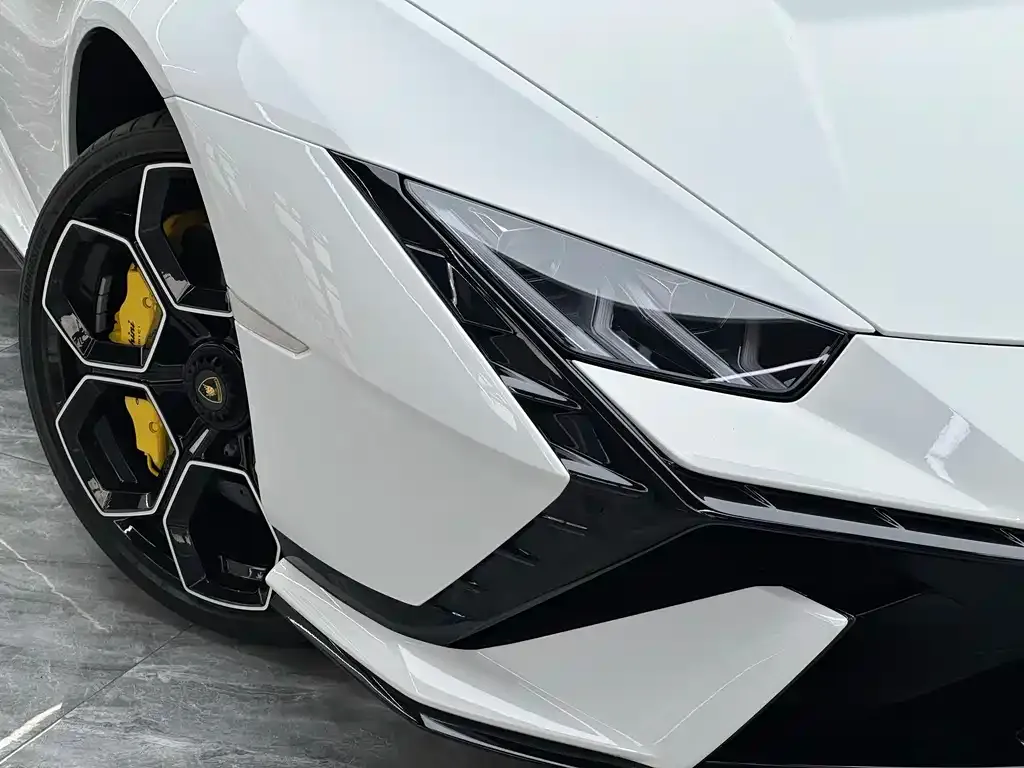 Lamborghini Huracan — фото 5