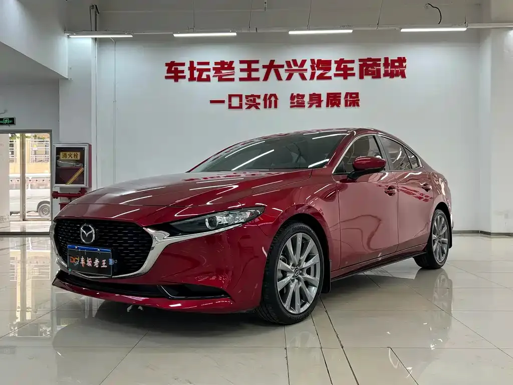 Mazda 3 Axela — фото 1