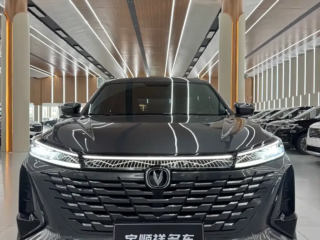 Changan CS75PLUS — фото 8
