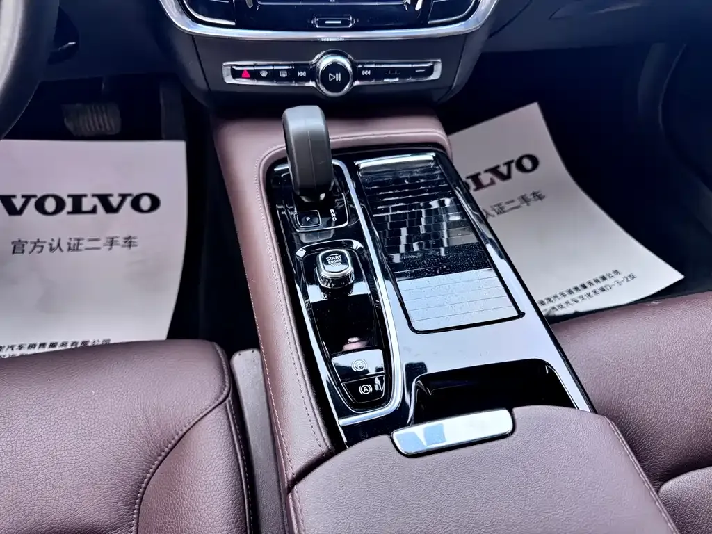 Volvo S90 PHEV — фото 10
