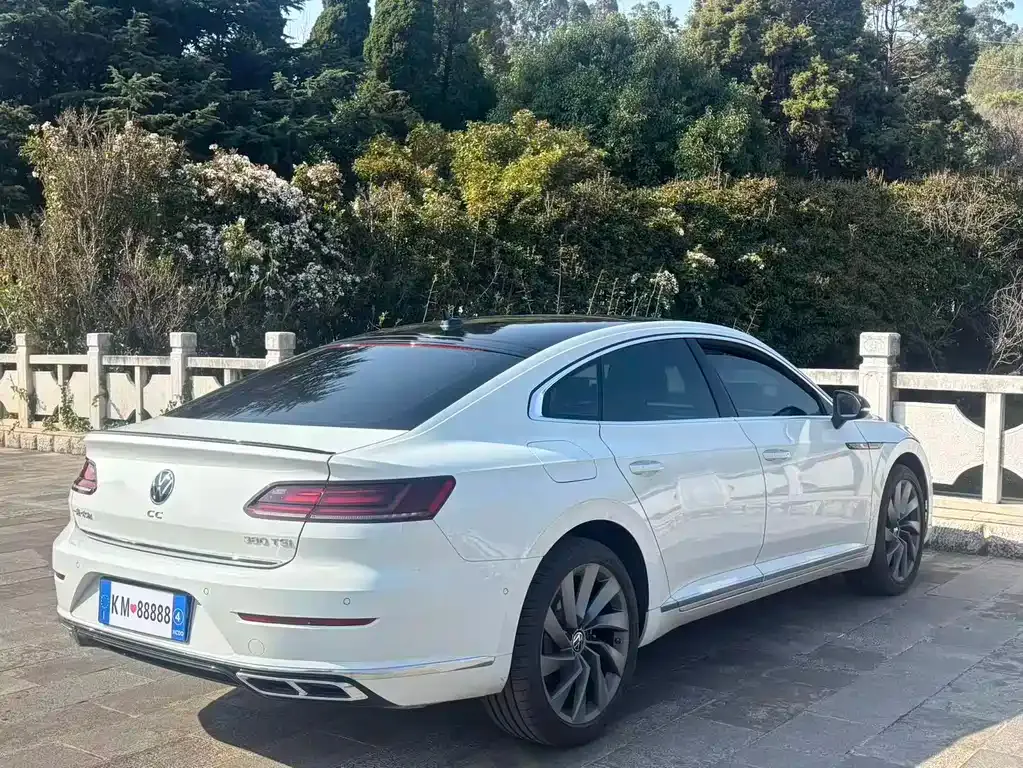 Volkswagen CC — фото 4