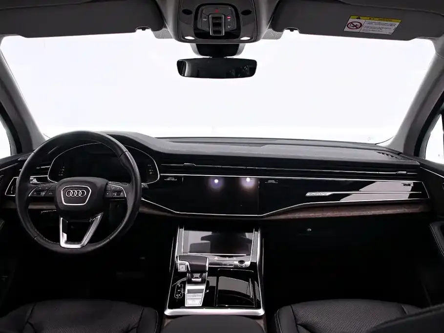 Audi Q7 — фото 3