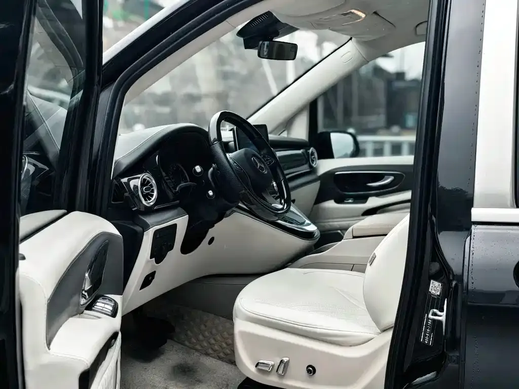 Mercedes-Benz Vito — фото 10
