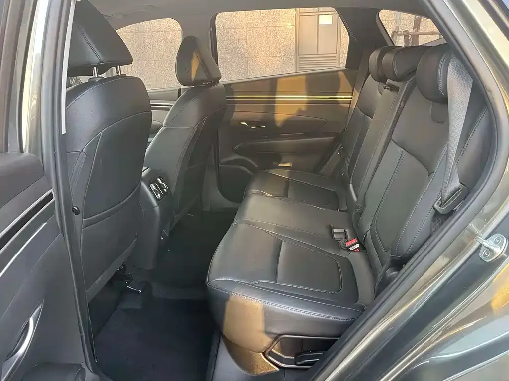 Hyundai Tucson — фото 7
