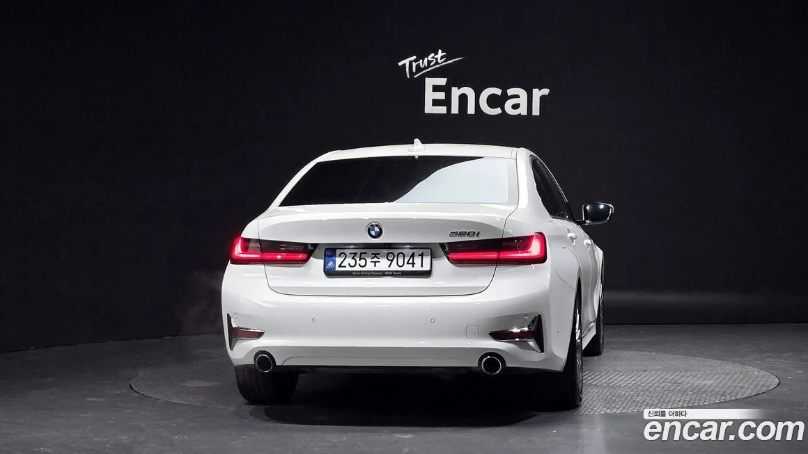 BMW 3-Series — фото 10