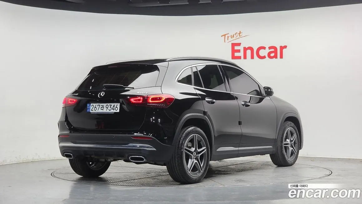 Mercedes-Benz GLA-Class — фото 9