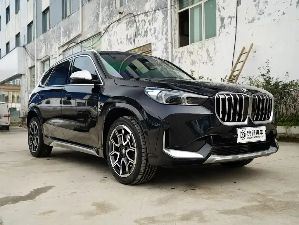 BMW X1 — фото 8