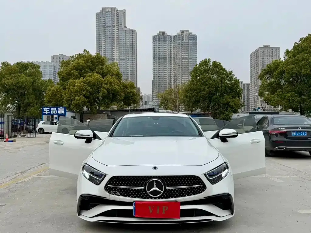 Mercedes-Benz CLS — фото 8