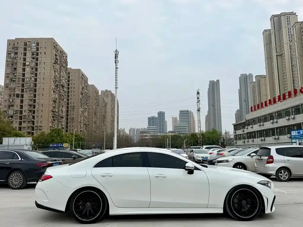Mercedes-Benz CLS — фото 5