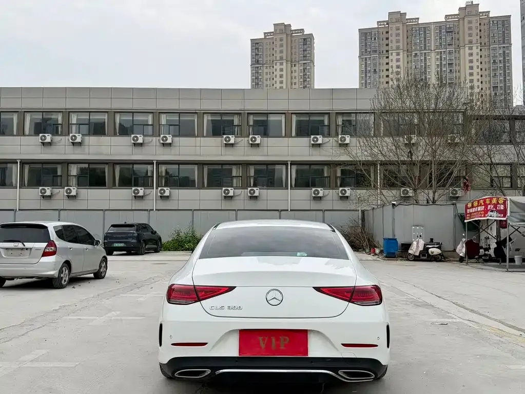 Mercedes-Benz CLS — фото 7