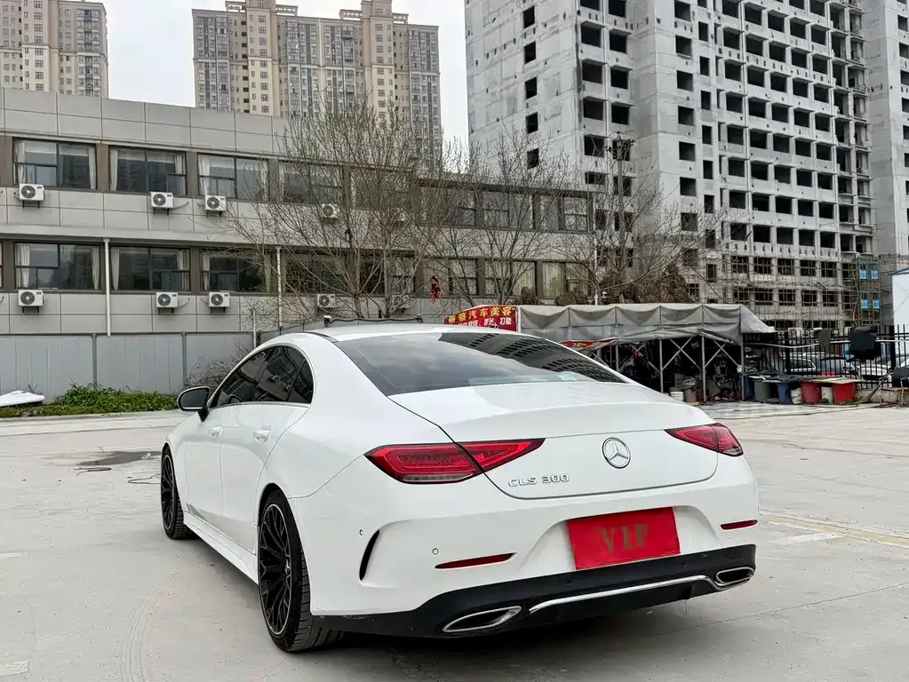 Mercedes-Benz CLS — фото 10