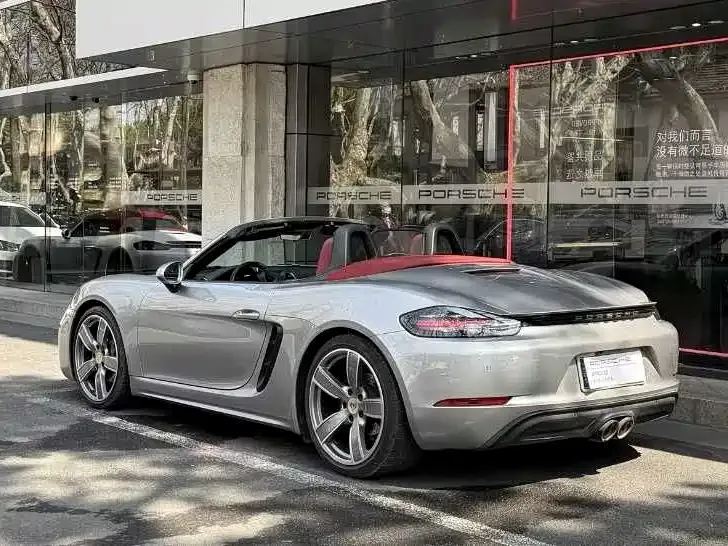 Porsche 718 — фото 5