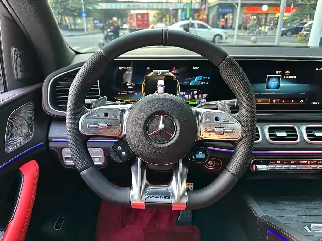 Mercedes-Benz GLE AMG — фото 3