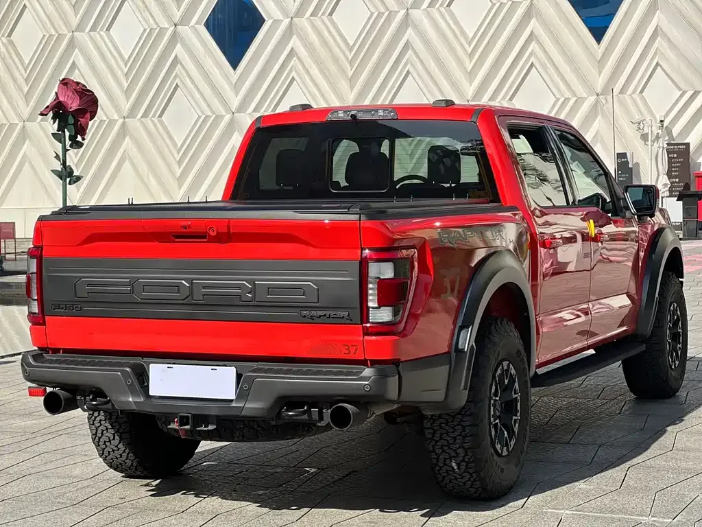 Ford F-150 Raptor — фото 9