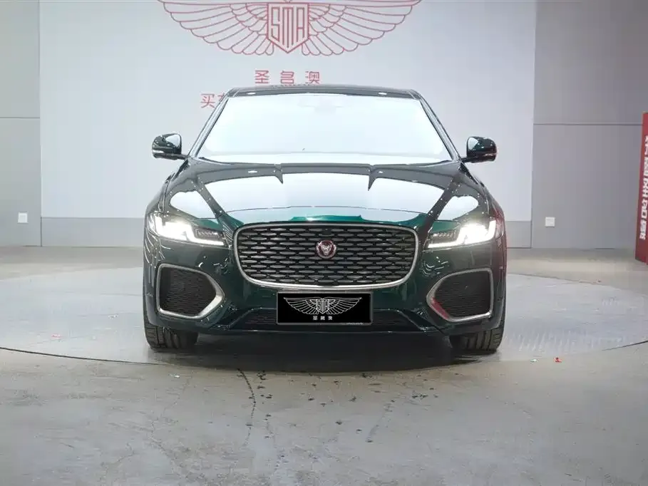 Jaguar XFL — фото 4