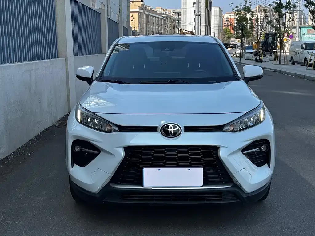 Toyota Wildlander — фото 7