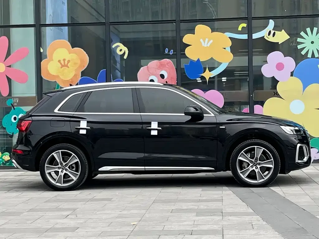 Audi Q5L — фото 3
