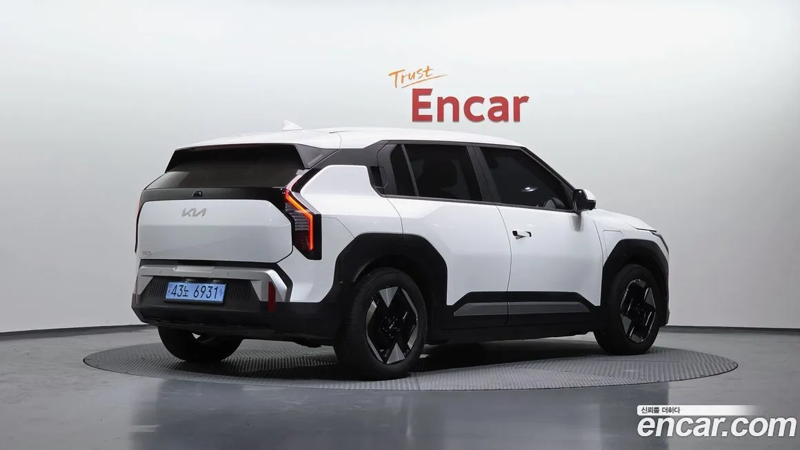 Kia EV3 — фото 6