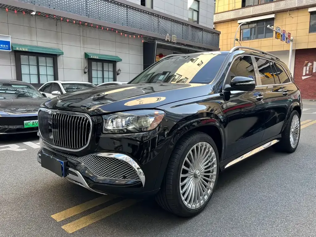 Mercedes-Benz GLS — фото 1
