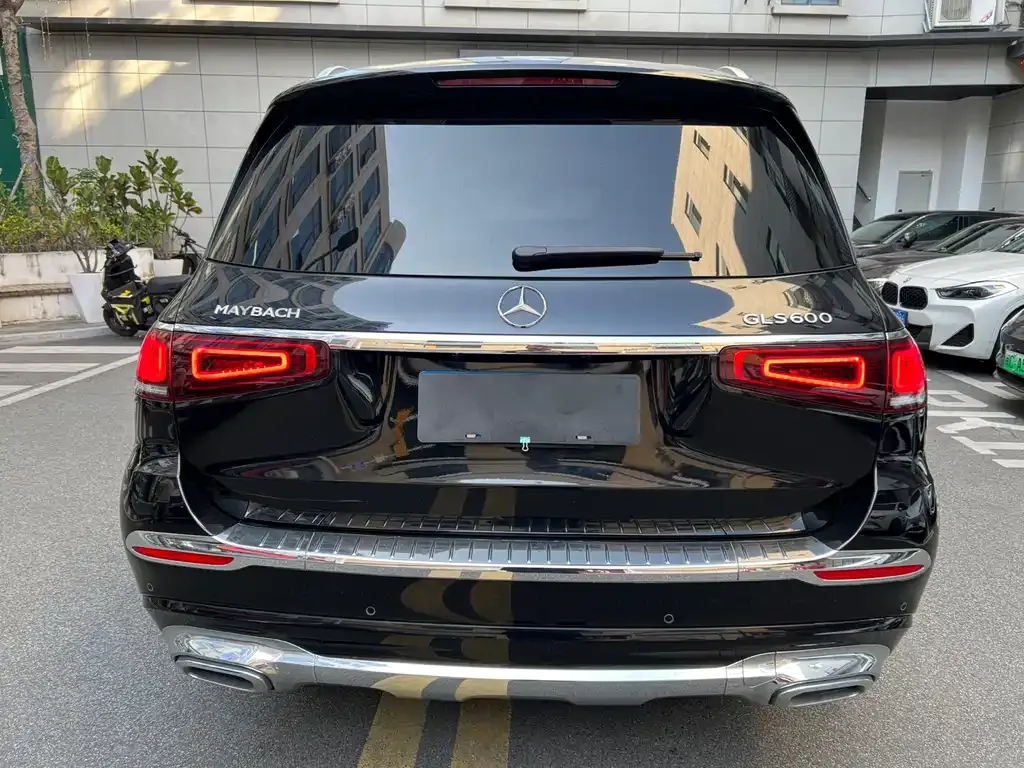 Mercedes-Benz GLS — фото 7