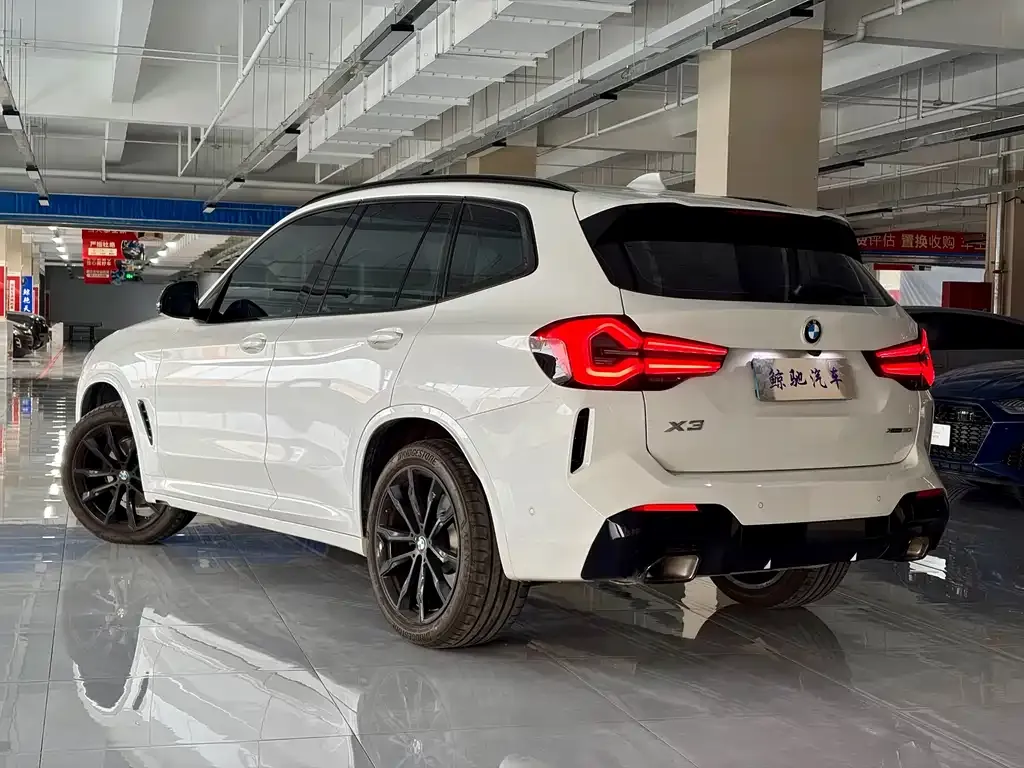 BMW X3 — фото 9