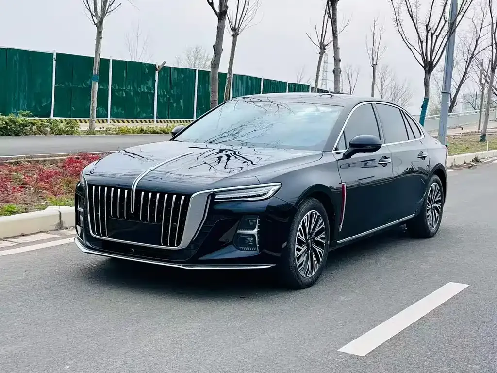 Hongqi H5 — фото 1