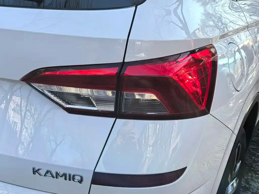 Skoda Kamiq — фото 2