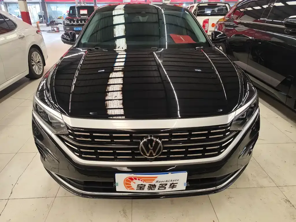 Volkswagen Passat — фото 8