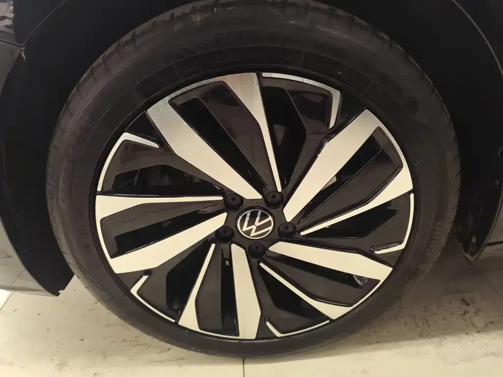 Volkswagen Passat — фото 4