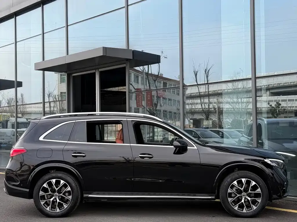 Mercedes-Benz GLC — фото 10