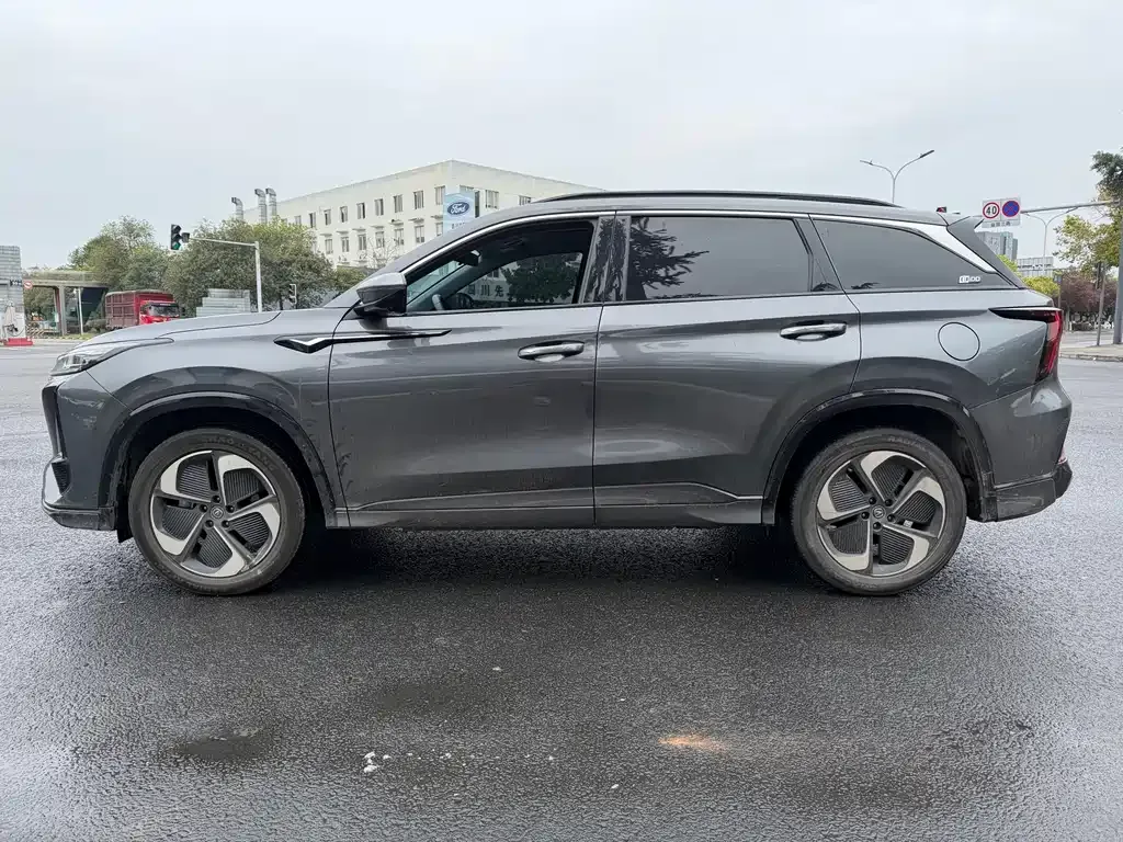 Changan CS75 PLUS iDD — фото 7