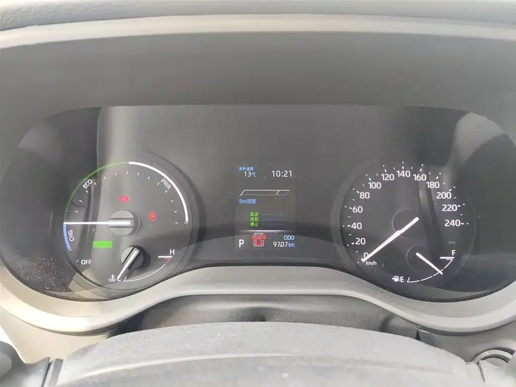 Toyota Sienna — фото 2