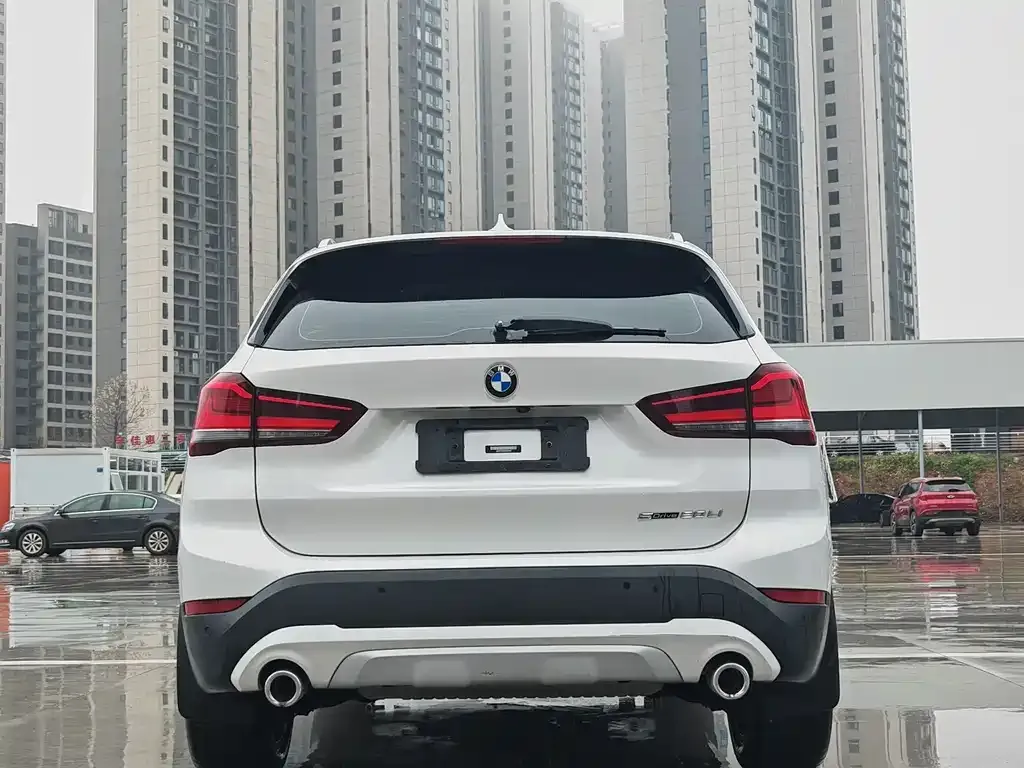 BMW X1 — фото 3
