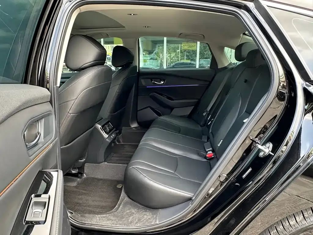 Honda Accord — фото 6