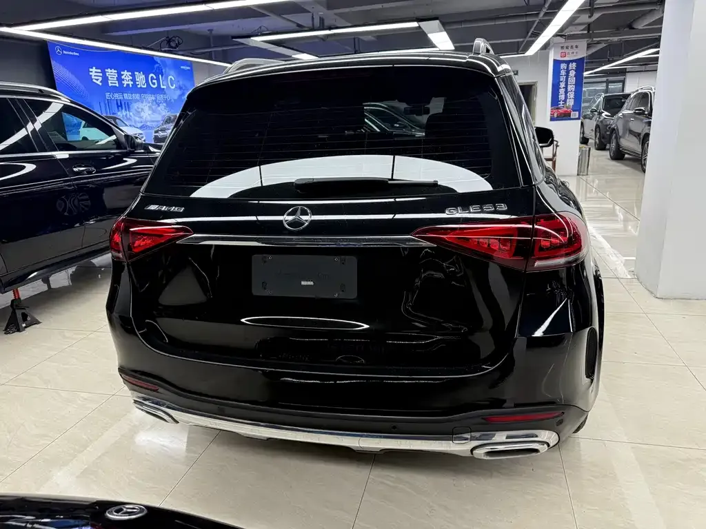 Mercedes-Benz GLE — фото 6
