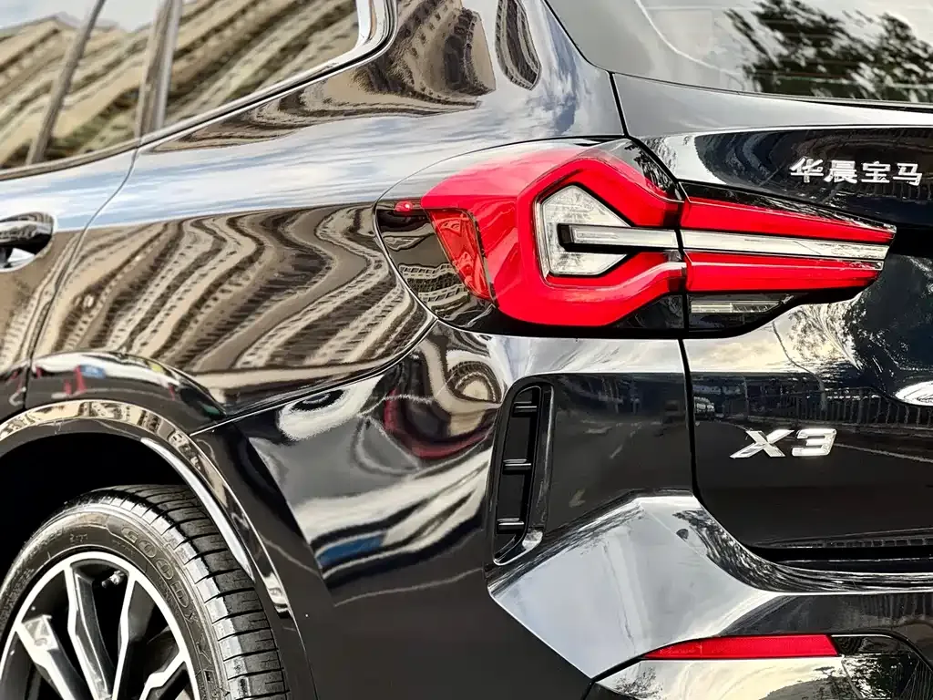 BMW X3 — фото 9