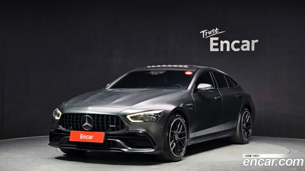 Mercedes-Benz AMG GT — фото 1