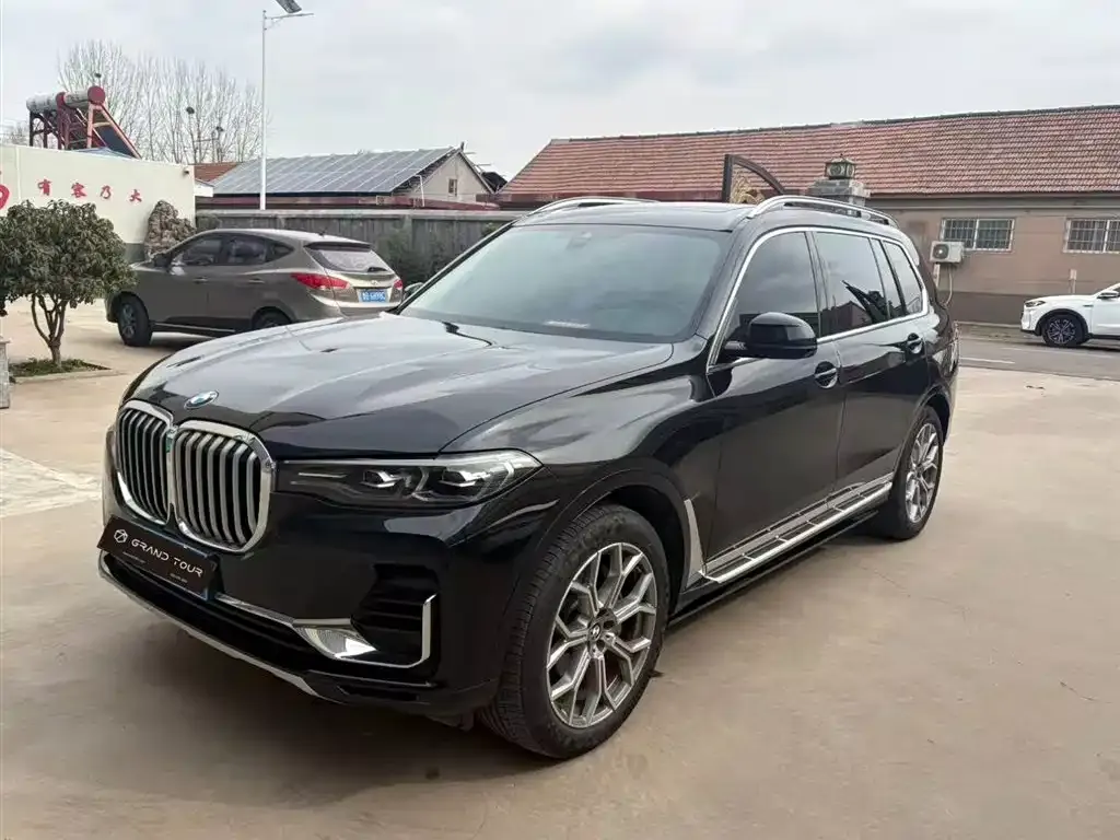 BMW X7 — фото 1