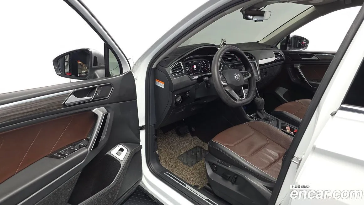 Volkswagen Tiguan — фото 2