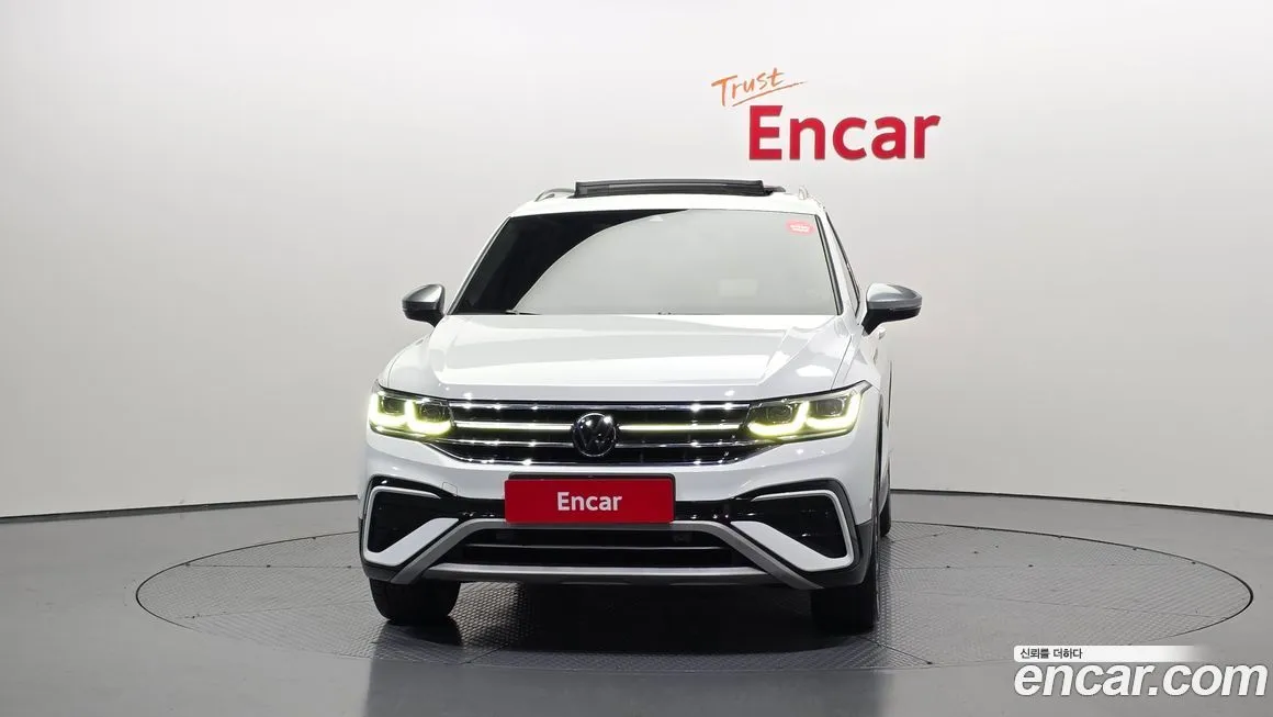 Volkswagen Tiguan — фото 4