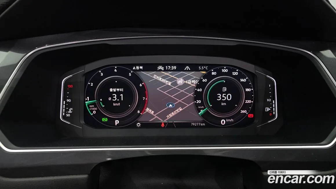 Volkswagen Tiguan — фото 6