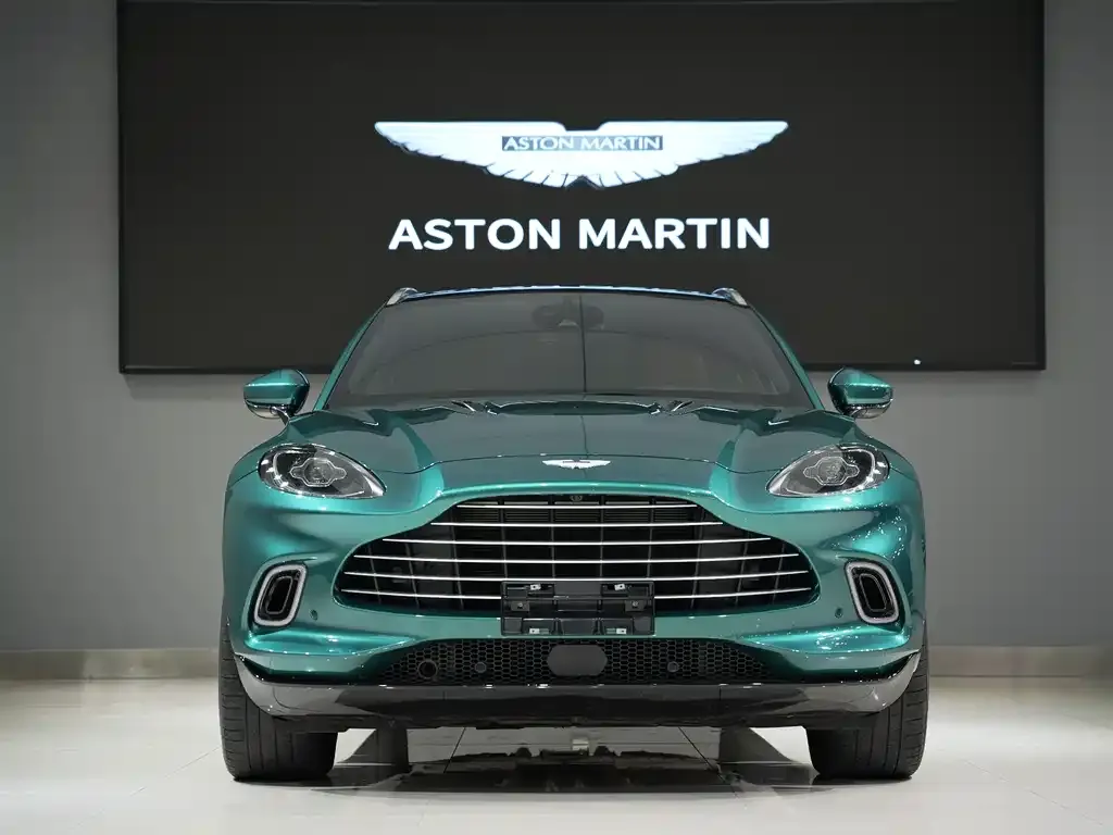 Aston Martin DBX — фото 6