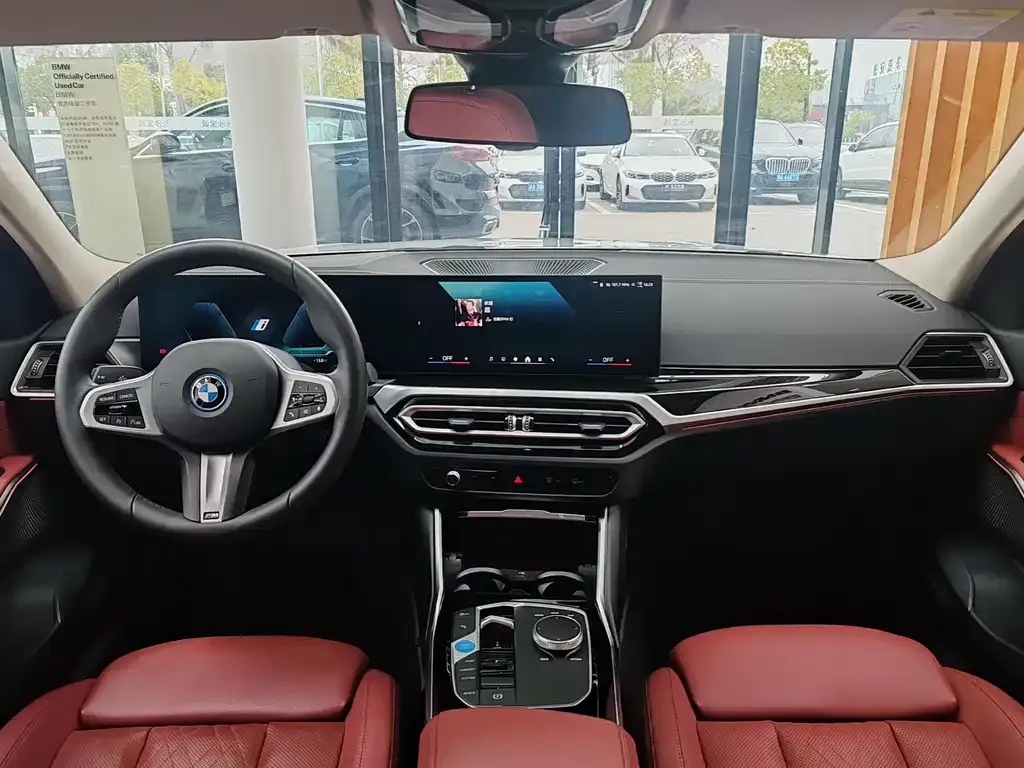 BMW i3 — фото 7