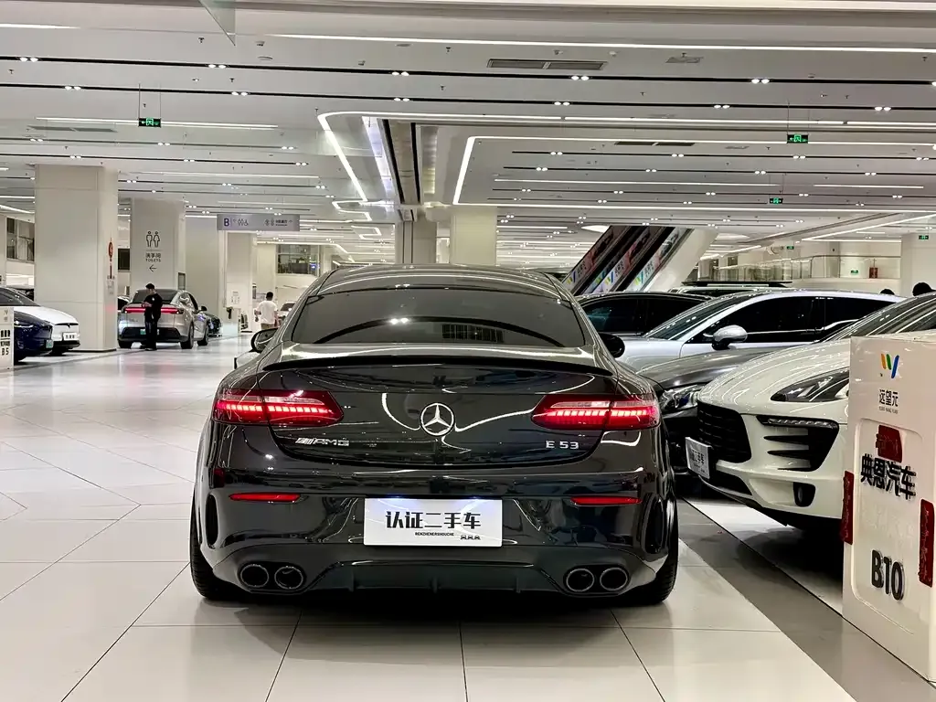 Mercedes-Benz E-Class AMG — фото 9