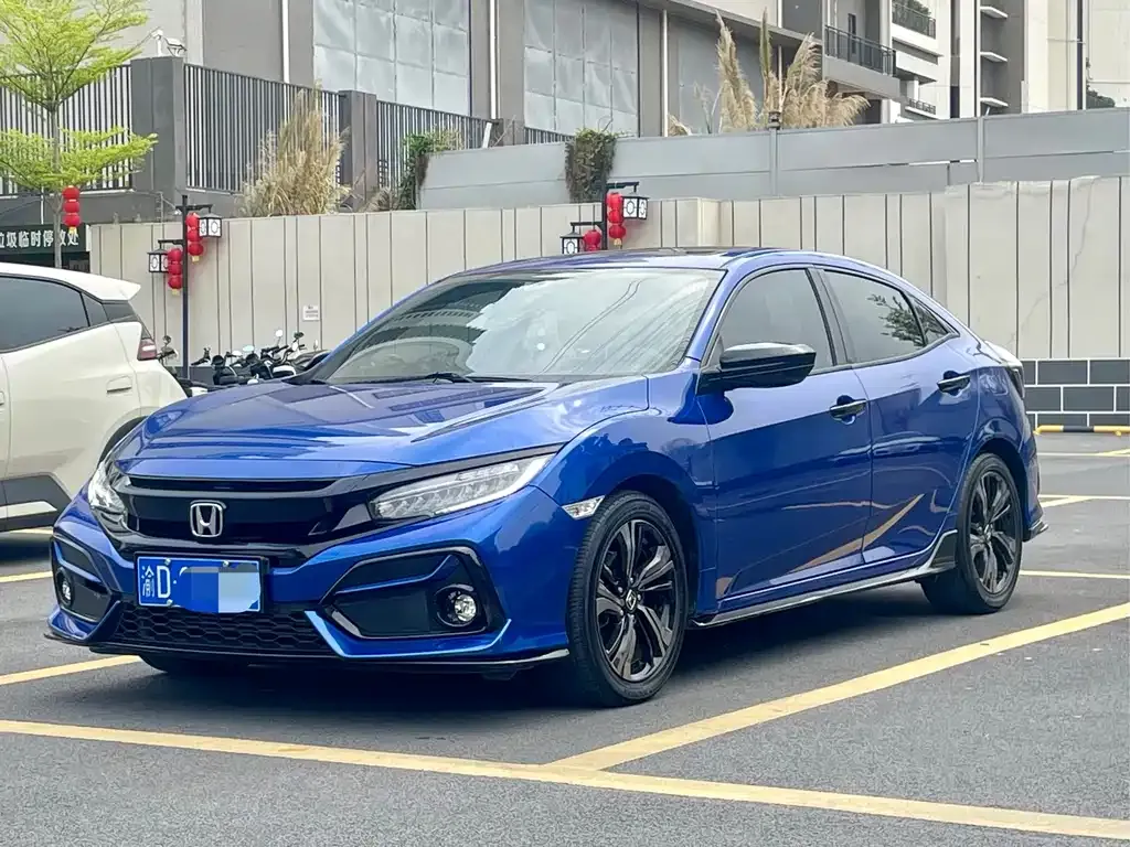 Honda Civic — фото 1