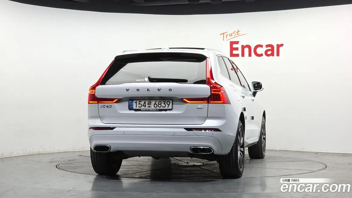 Volvo XC60 — фото 3